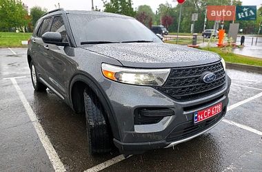 Ford Explorer 2021