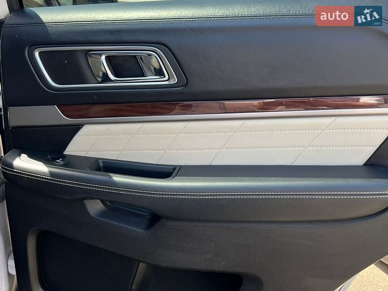 Внедорожник / Кроссовер Ford Explorer 2017 в Одессе