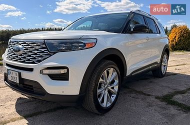 Ford Explorer  2022