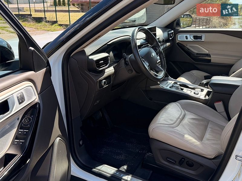 Позашляховик / Кросовер Ford Explorer 2022 в Києві фото 11 Позашляховик / Кросовер Ford Explorer 2022 в Києві