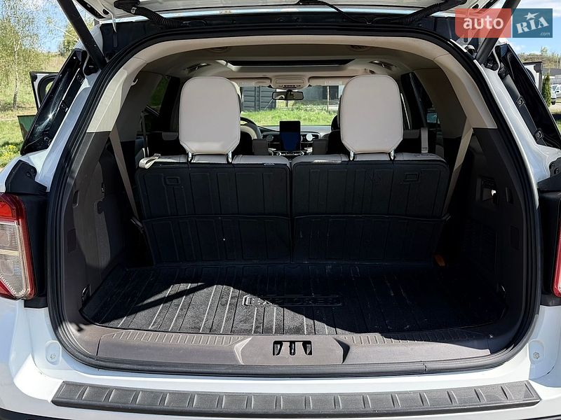 Позашляховик / Кросовер Ford Explorer 2022 в Києві фото 17 Позашляховик / Кросовер Ford Explorer 2022 в Києві