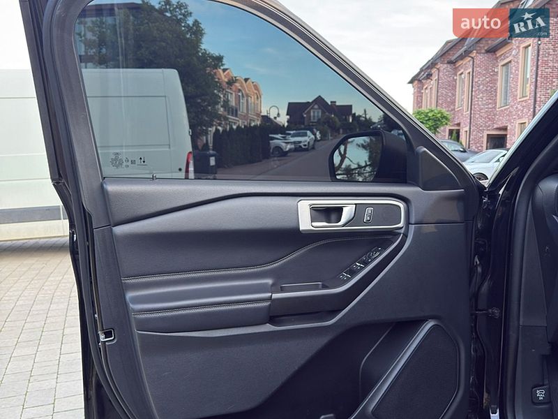 Позашляховик / Кросовер Ford Explorer 2020 в Чернівцях