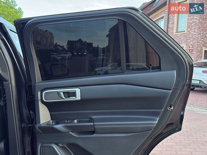 Позашляховик / Кросовер Ford Explorer 2020 в Чернівцях