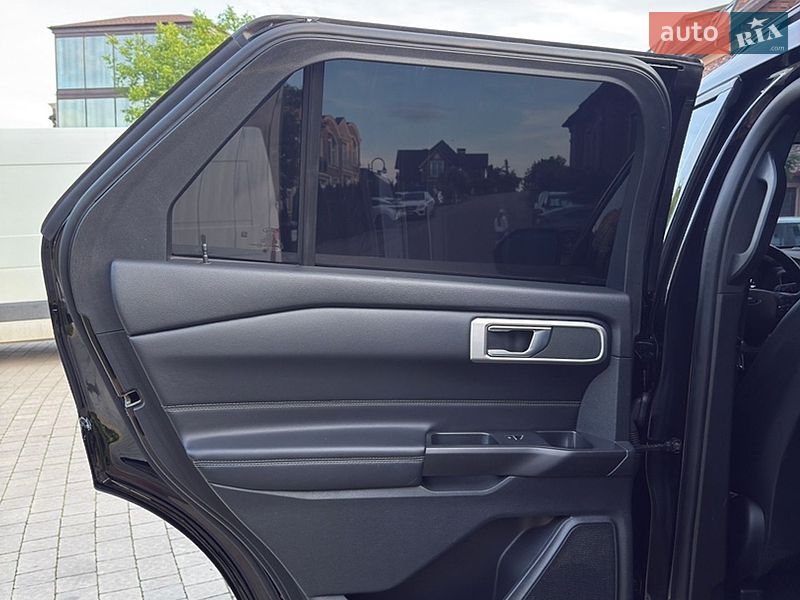 Позашляховик / Кросовер Ford Explorer 2020 в Чернівцях