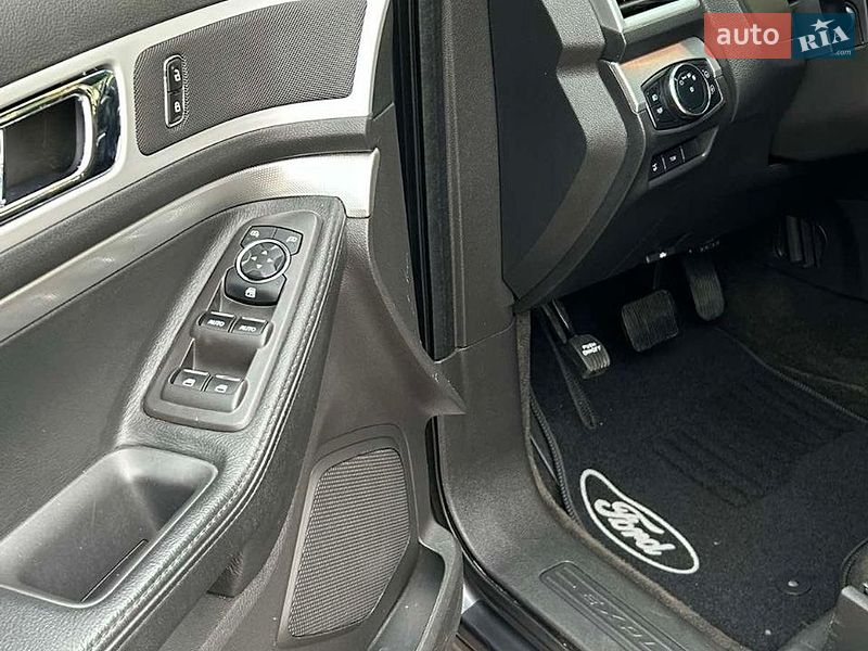 Позашляховик / Кросовер Ford Explorer 2012 в Житомирі фото 6 Позашляховик / Кросовер Ford Explorer 2012 в Житомирі