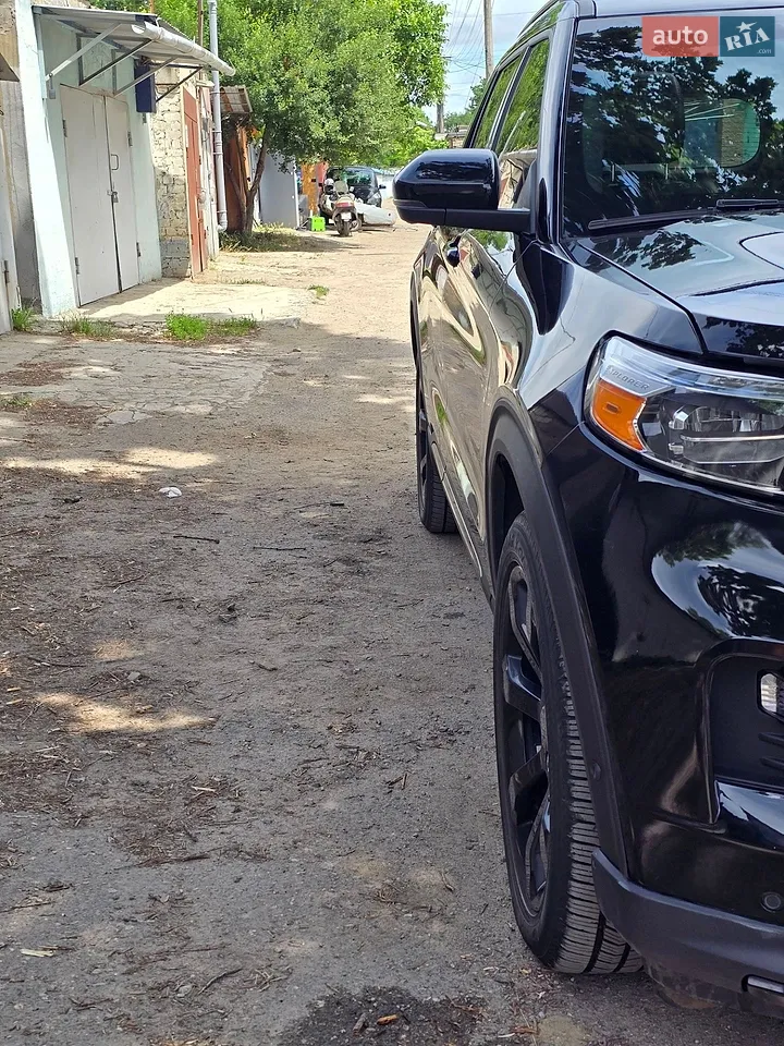 2020 Ford Explorer - мініатюра 2