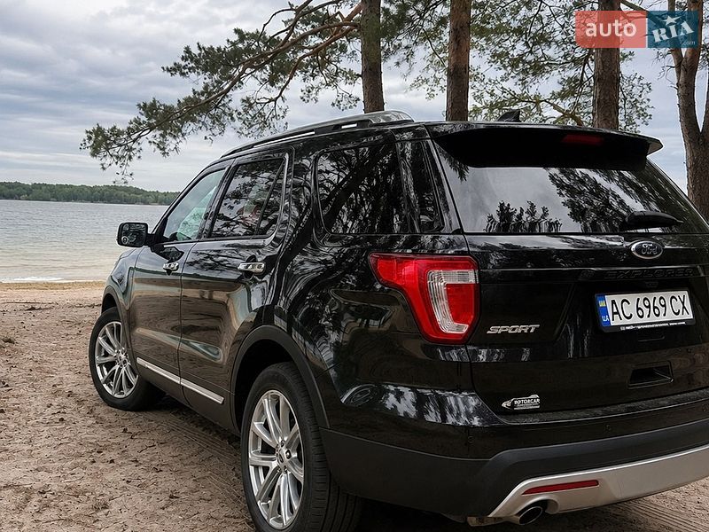Внедорожник / Кроссовер Ford Explorer 2017 в Луцке