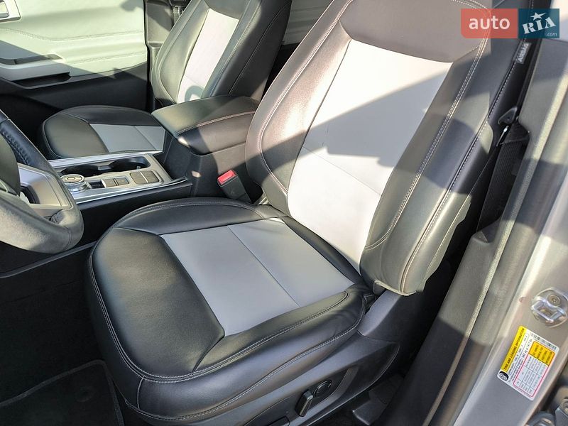 Внедорожник / Кроссовер Ford Explorer 2021 в Гайвороне