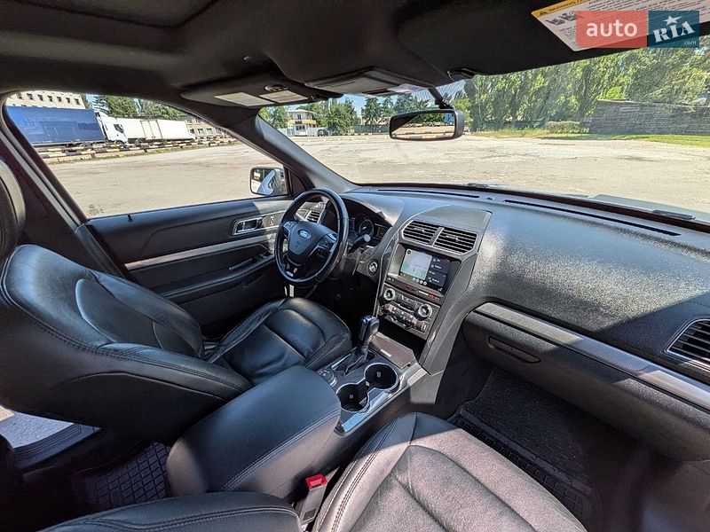 Внедорожник / Кроссовер Ford Explorer 2018 в Киеве