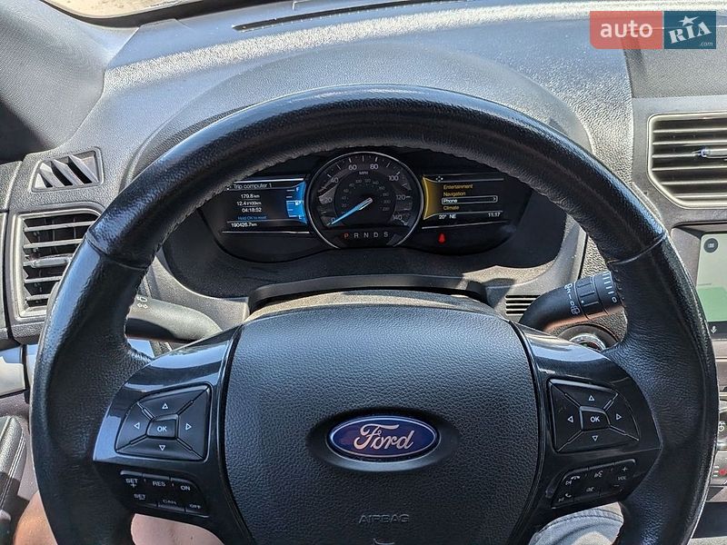 Внедорожник / Кроссовер Ford Explorer 2018 в Киеве