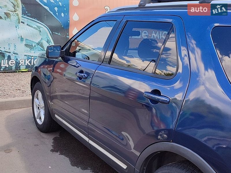 Внедорожник / Кроссовер Ford Explorer 2015 в Киеве