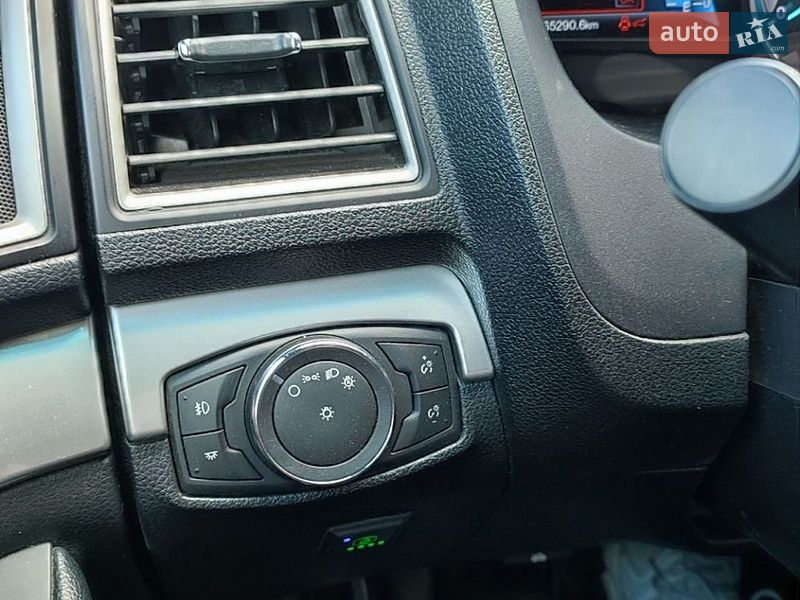 Внедорожник / Кроссовер Ford Explorer 2015 в Киеве
