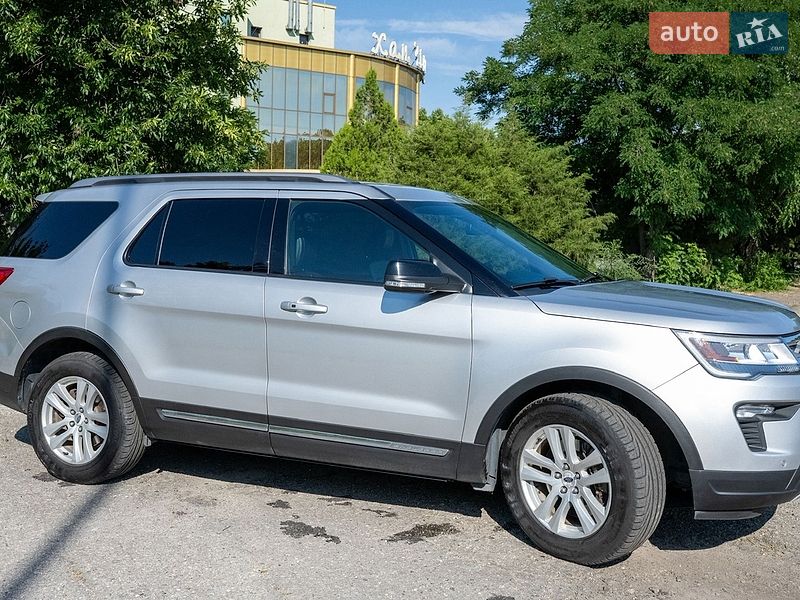 Внедорожник / Кроссовер Ford Explorer 2017 в Днепре