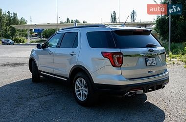 Внедорожник / Кроссовер Ford Explorer 2017 в Днепре