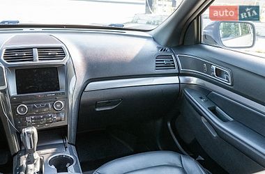 Внедорожник / Кроссовер Ford Explorer 2017 в Днепре