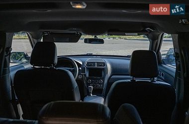 Внедорожник / Кроссовер Ford Explorer 2017 в Днепре
