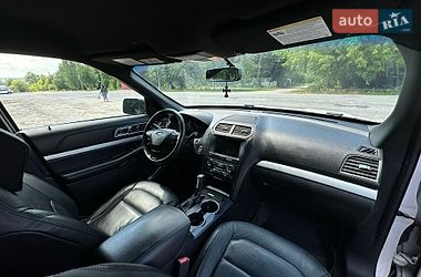 Внедорожник / Кроссовер Ford Explorer 2017 в Красилове