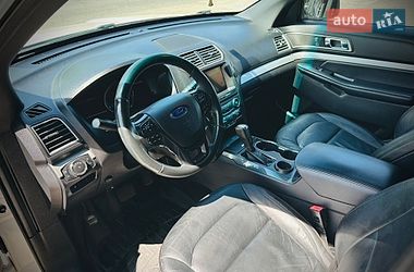 Внедорожник / Кроссовер Ford Explorer 2017 в Красилове