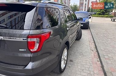 Внедорожник / Кроссовер Ford Explorer 2016 в Ивано-Франковске
