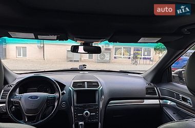 Внедорожник / Кроссовер Ford Explorer 2016 в Ивано-Франковске