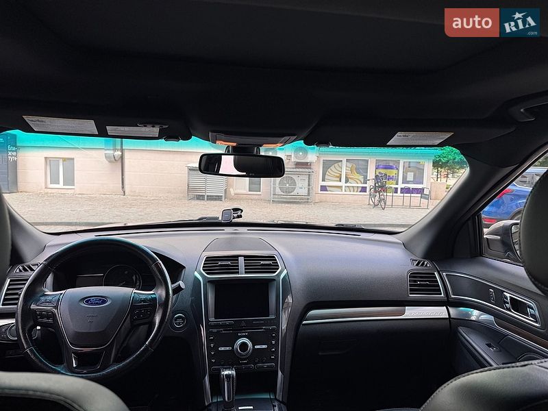 Внедорожник / Кроссовер Ford Explorer 2016 в Ивано-Франковске