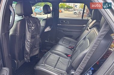 Внедорожник / Кроссовер Ford Explorer 2016 в Ивано-Франковске