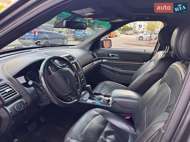 Внедорожник / Кроссовер Ford Explorer 2016 в Ивано-Франковске