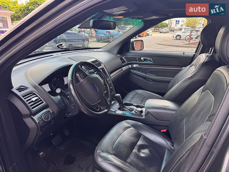 Внедорожник / Кроссовер Ford Explorer 2016 в Ивано-Франковске
