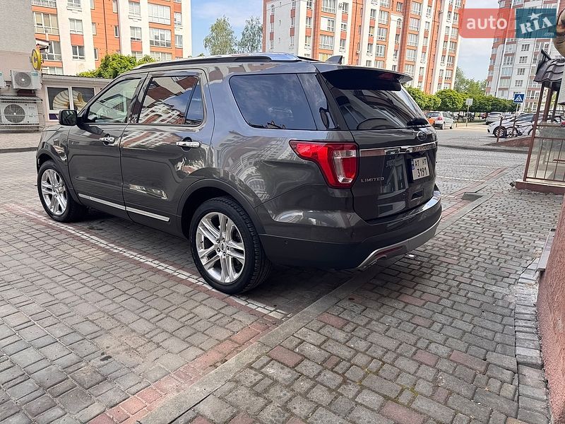 Внедорожник / Кроссовер Ford Explorer 2016 в Ивано-Франковске