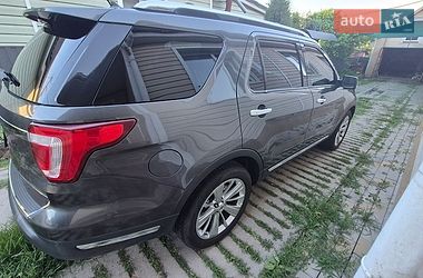Внедорожник / Кроссовер Ford Explorer 2018 в Чечельнике