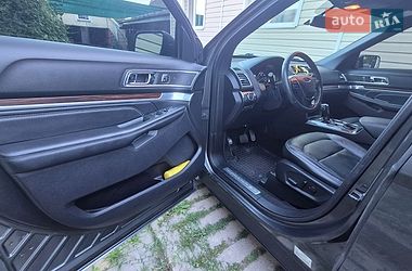 Внедорожник / Кроссовер Ford Explorer 2018 в Чечельнике