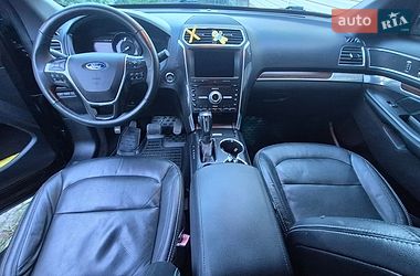 Внедорожник / Кроссовер Ford Explorer 2018 в Чечельнике