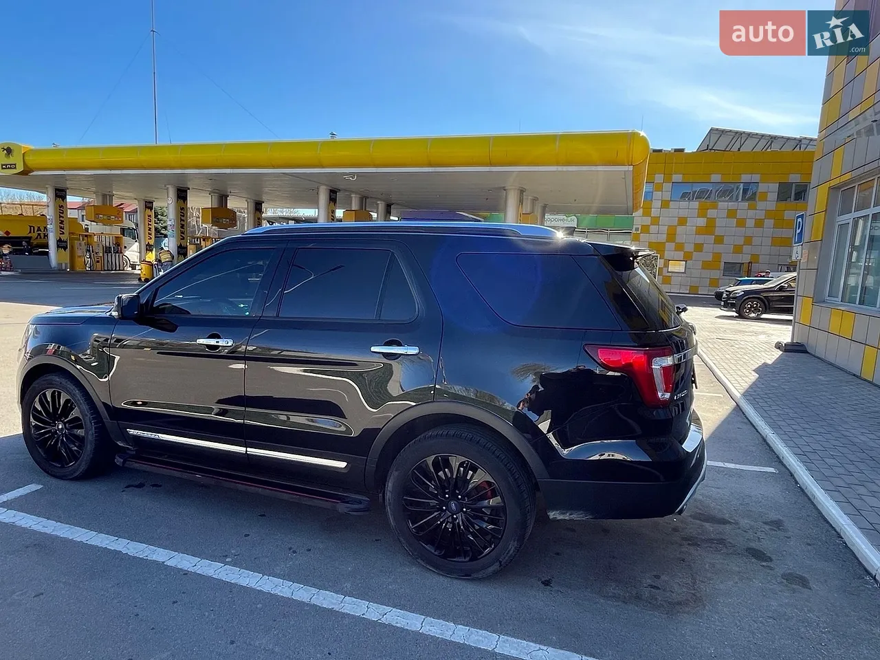 2016 Ford Explorer - мініатюра 3
