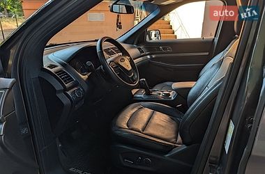 Позашляховик / Кросовер Ford Explorer 2018 в Одесі