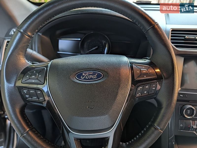 Позашляховик / Кросовер Ford Explorer 2018 в Одесі
