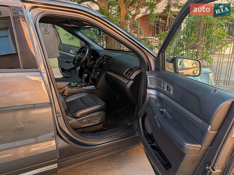 Позашляховик / Кросовер Ford Explorer 2018 в Одесі