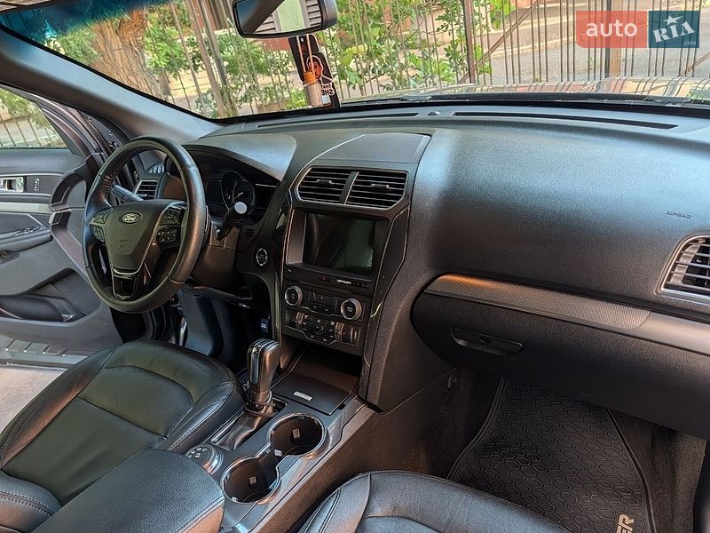 Позашляховик / Кросовер Ford Explorer 2018 в Одесі