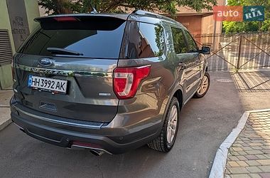 Позашляховик / Кросовер Ford Explorer 2018 в Одесі