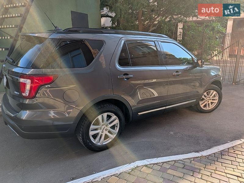 Позашляховик / Кросовер Ford Explorer 2018 в Одесі