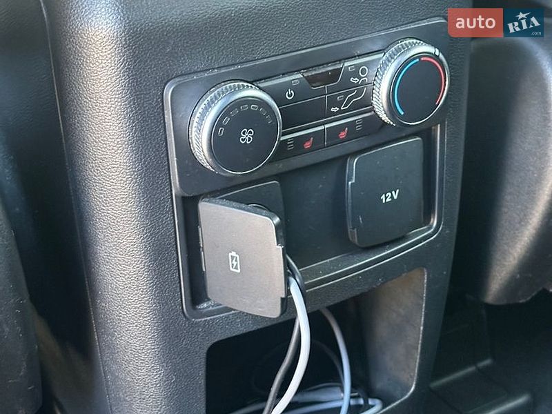 Внедорожник / Кроссовер Ford Explorer 2020 в Львове