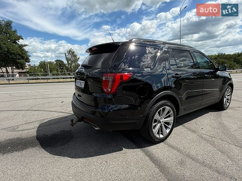 Внедорожник / Кроссовер Ford Explorer 2017 в Чернигове