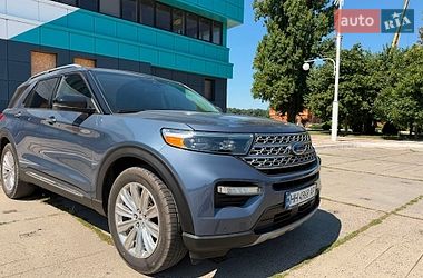 Ford Explorer  2021