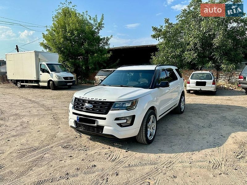 Позашляховик / Кросовер Ford Explorer 2015 в Вінниці