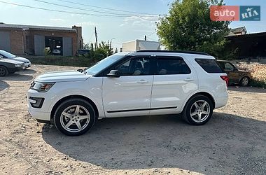 Позашляховик / Кросовер Ford Explorer 2015 в Вінниці
