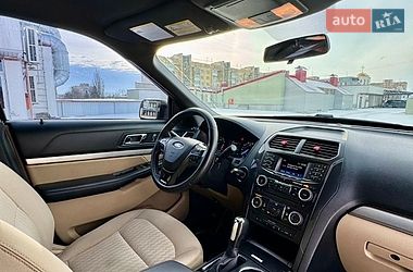 Позашляховик / Кросовер Ford Explorer 2017 в Вінниці фото 42 Позашляховик / Кросовер Ford Explorer 2017 в Вінниці