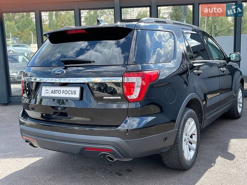 Внедорожник / Кроссовер Ford Explorer 2015 в Киеве фото 6 Внедорожник / Кроссовер Ford Explorer 2015 в Киеве