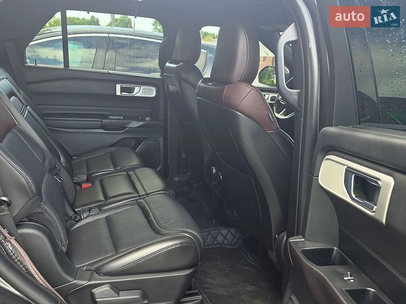 Позашляховик / Кросовер Ford Explorer 2019 в Чернівцях