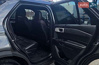 Позашляховик / Кросовер Ford Explorer 2019 в Чернівцях