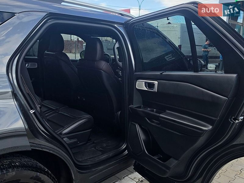 Позашляховик / Кросовер Ford Explorer 2019 в Чернівцях