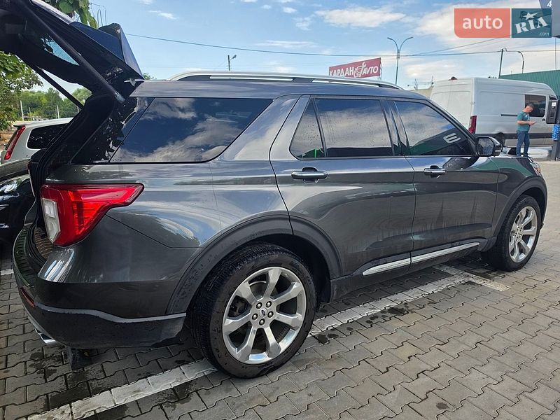 Позашляховик / Кросовер Ford Explorer 2019 в Чернівцях